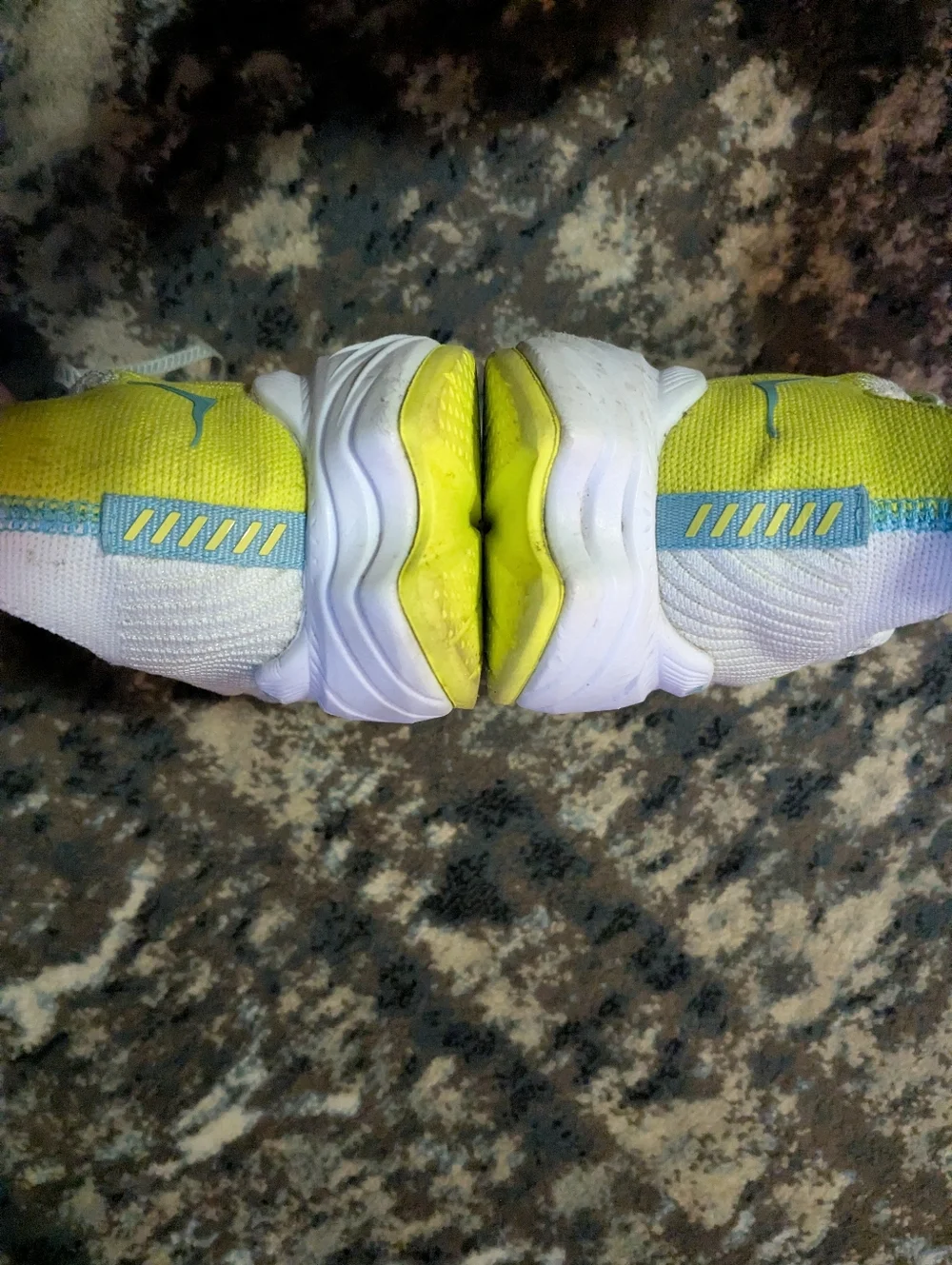 HOKA Mens Carbon X 3